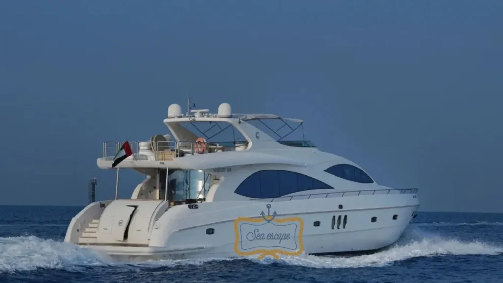 What to Wear to a Wedding on a Yacht